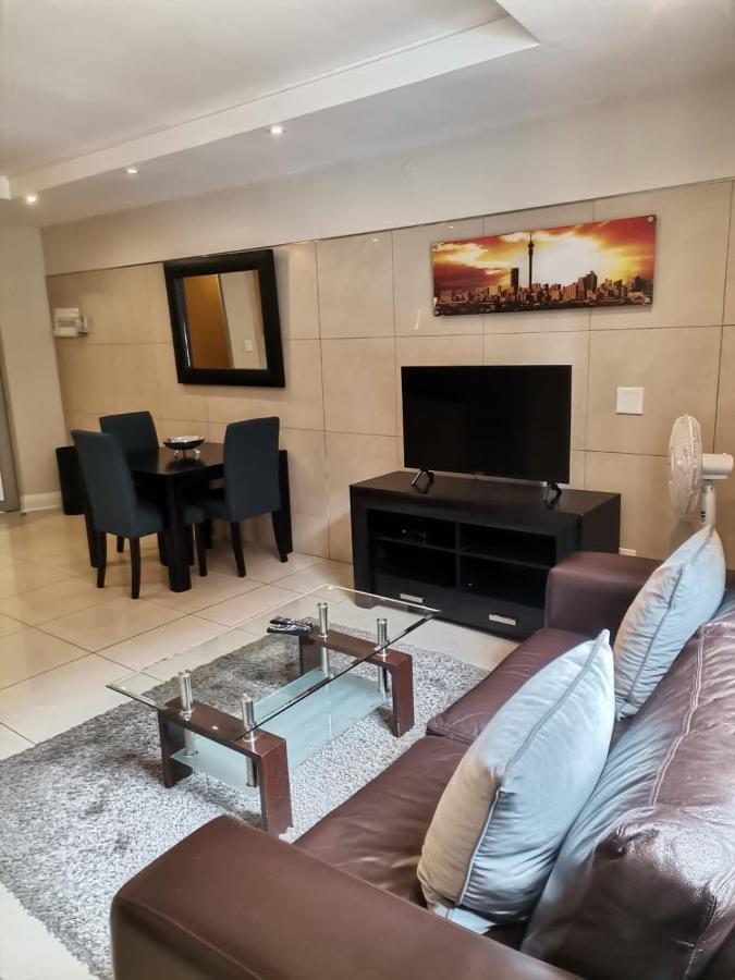 Sandton Serviced Apartments@Hydro Johannesburg Exterior photo